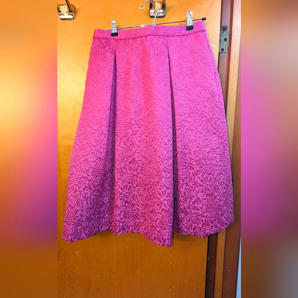 Magenta skirt midi